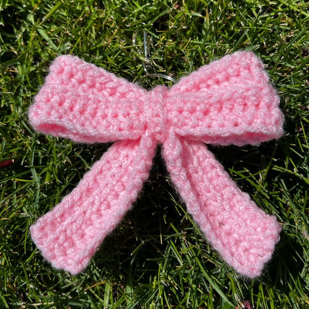 3/$20 Hand Crocheted Big Beautiful Bow Keychain/Bag Charm! - Picture 10 of 12